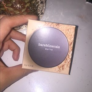 *NEW* Bare minerals Matte SPF 15 foundation- Fair