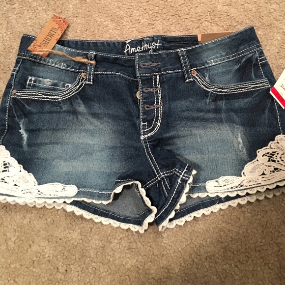 Denim shorts - Picture 1 of 2