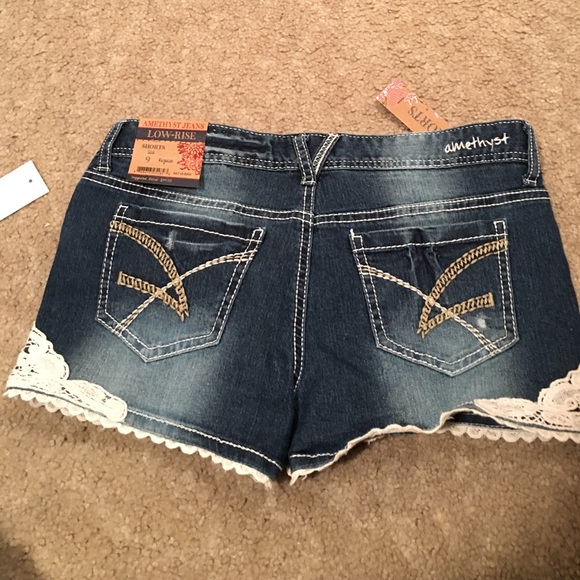Denim shorts - Picture 2 of 2