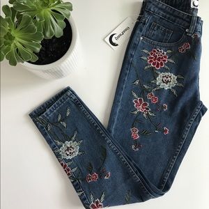 Embroidered jeans boyfriend style high waist  M