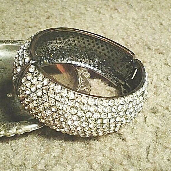 Gem Studded Bracelet - Picture 2 of 4