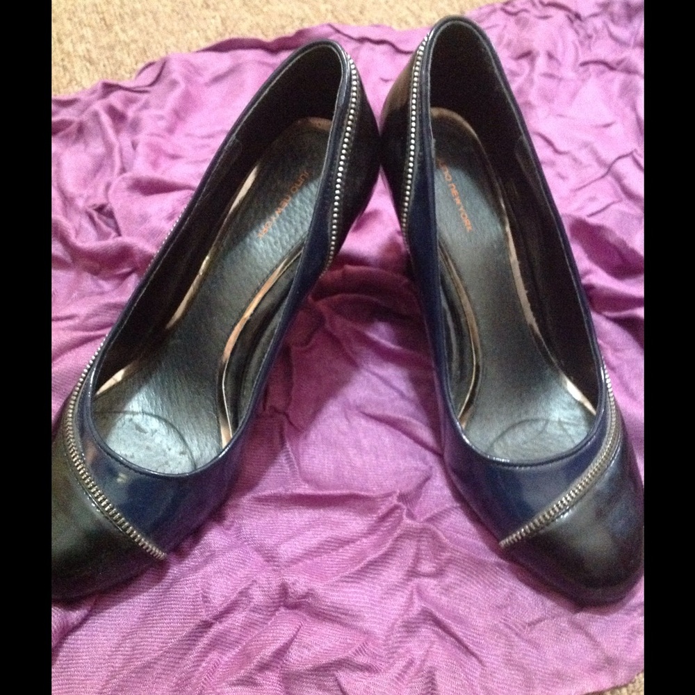 Patent wedges black and midnight blue