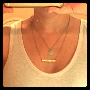 Double chain necklace with gold bar and mint bead