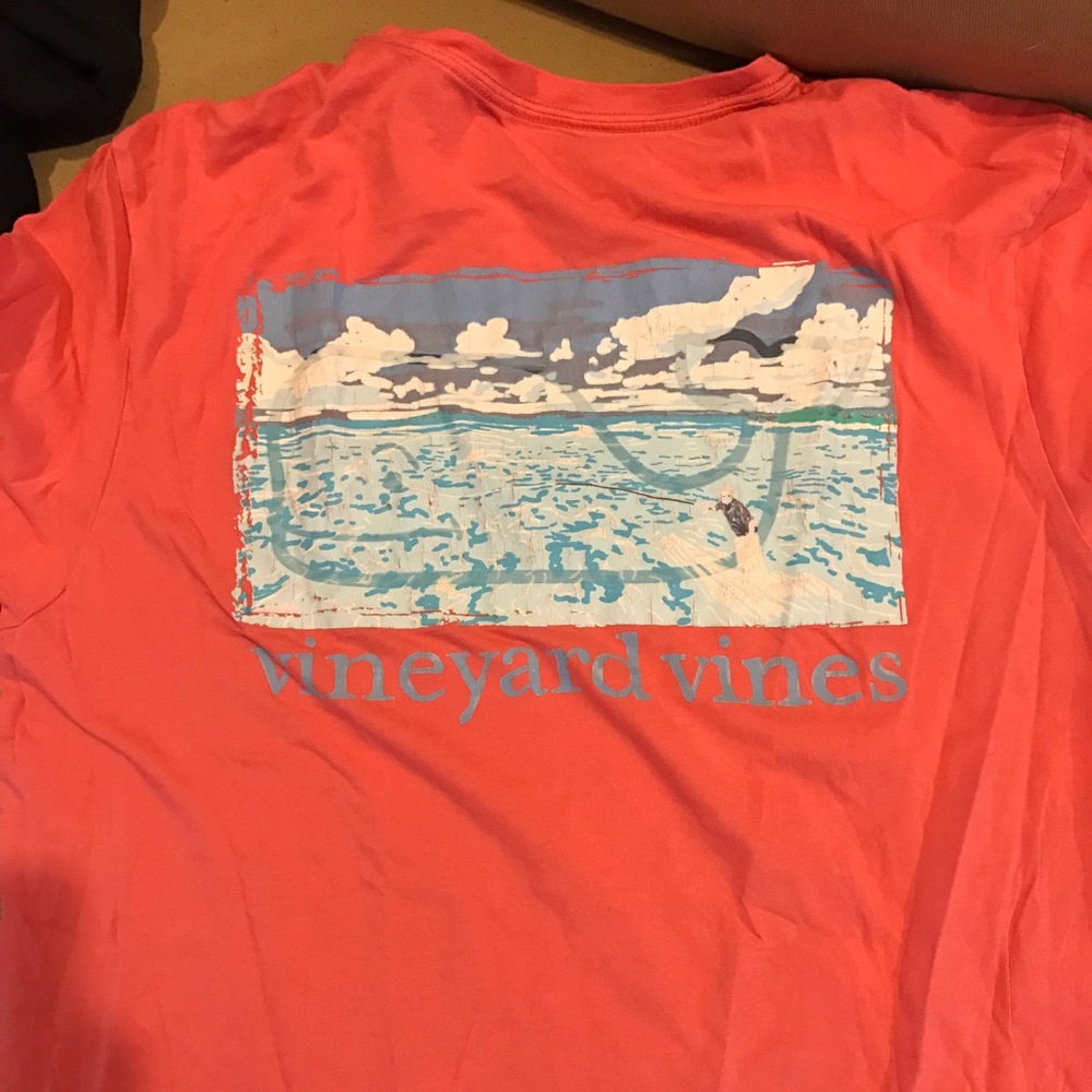 Vineyard vines size medium men's Tshirt