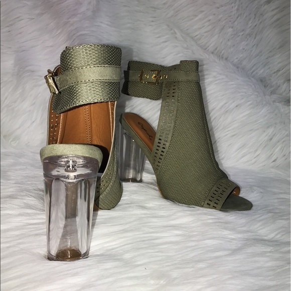 🎉!!LAST 1 !!******5⭐️ - Green Booties****** - Picture 3 of 7