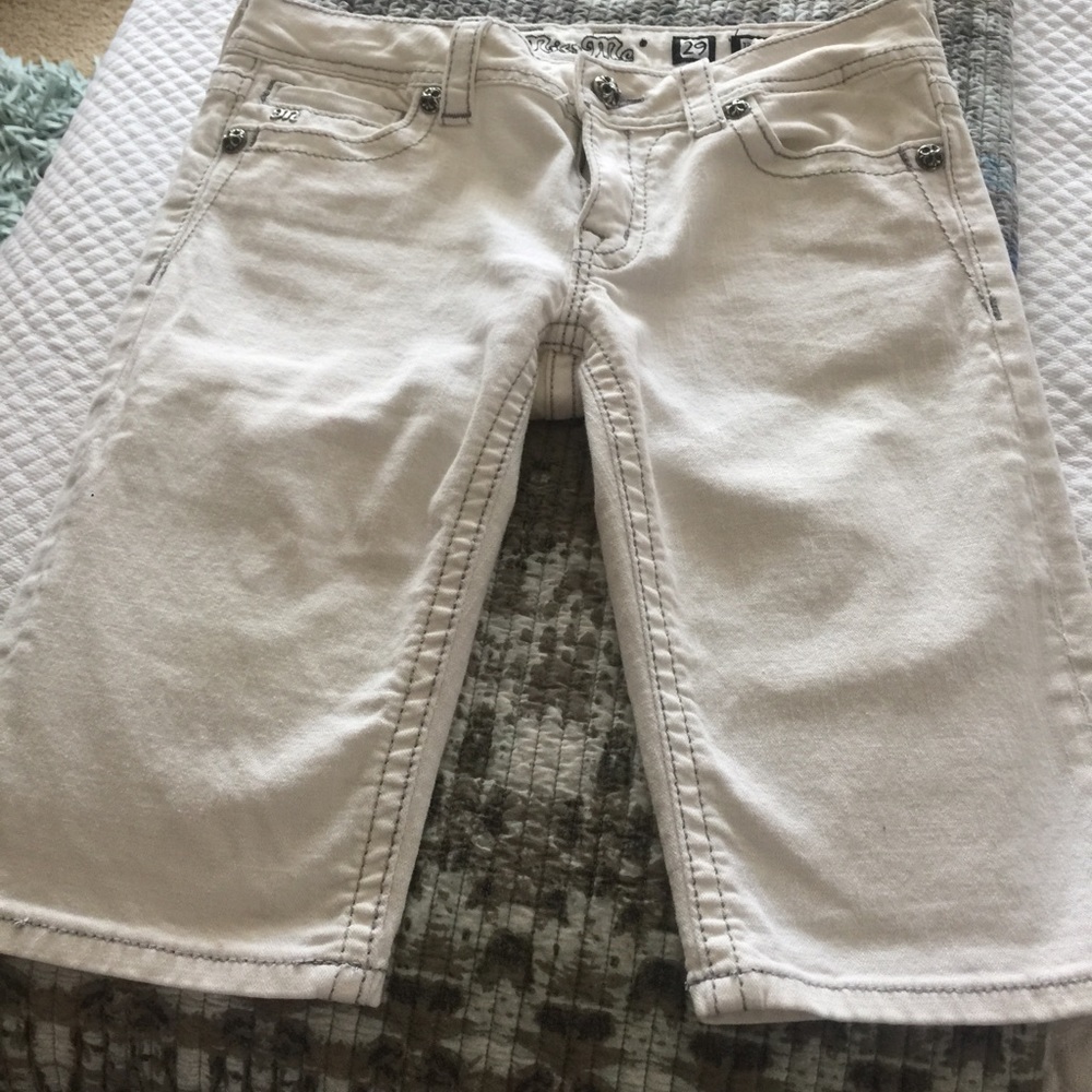 MISS ME Bermuda Shorts