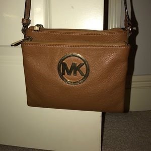 Micheal Kors crossbody