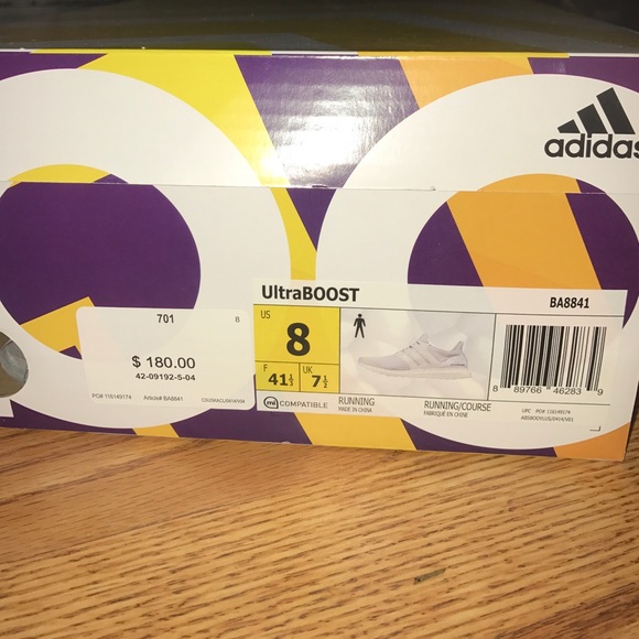 Adidas Ultra Boost (Triple White 3.0) Size 8/Men\'s