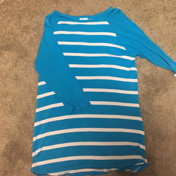 LuLaRoe Tops - Lularoe Blue-Striped Randy