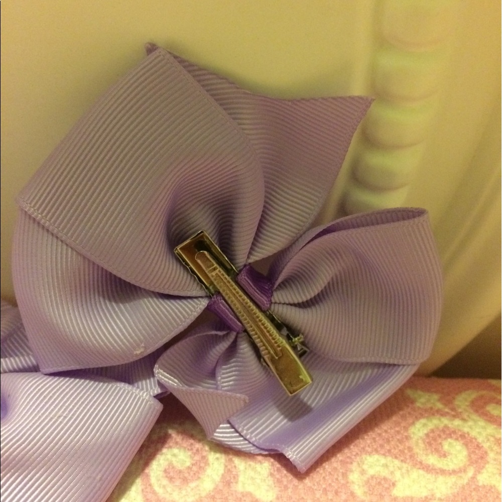 Beautiful Bow Clips! - Picture 3 of 4