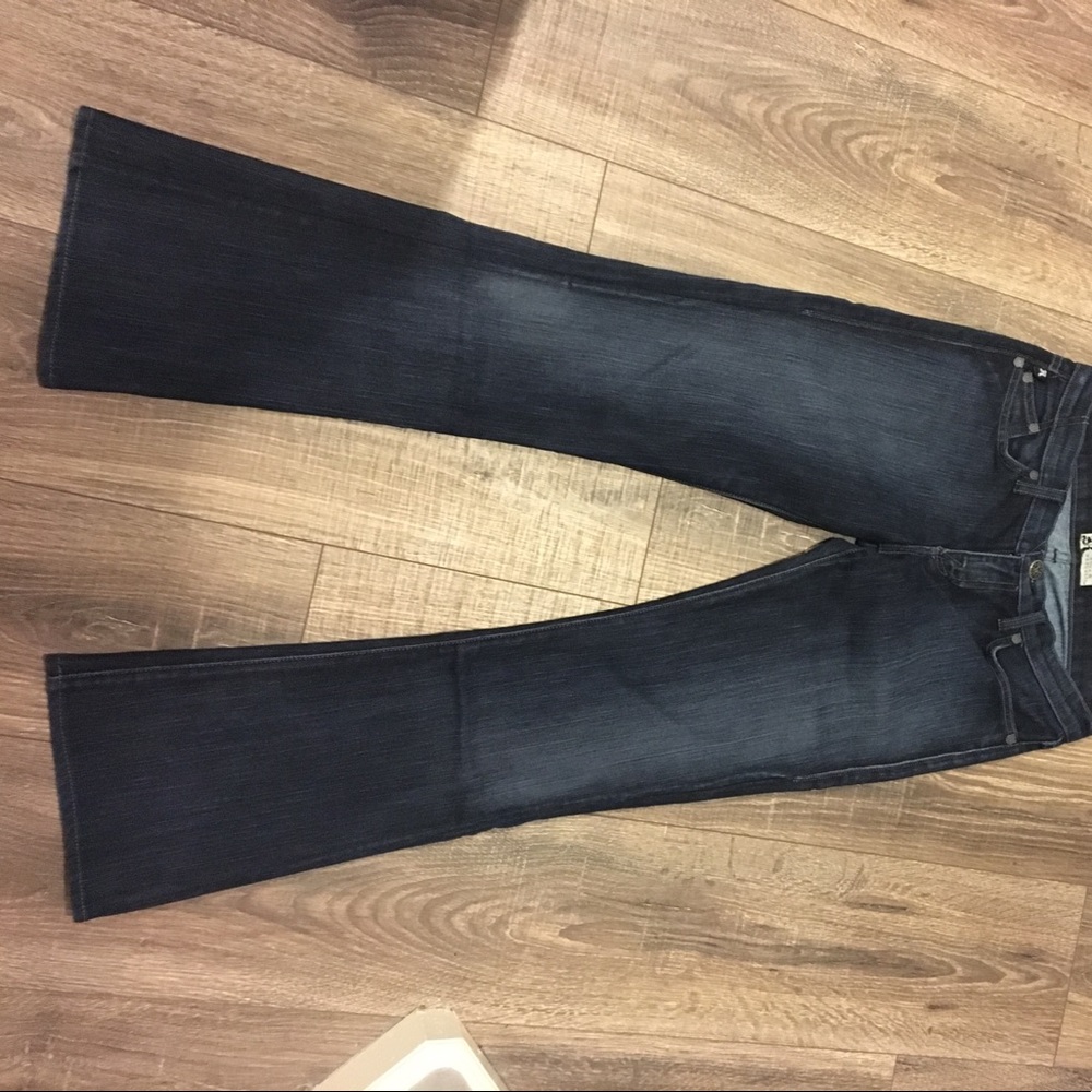 Authentic rock and republic jeans size 27