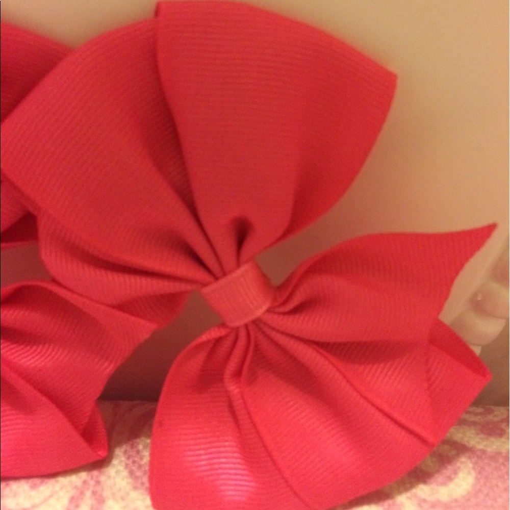 Beautiful Bow Clips! - Picture 2 of 4
