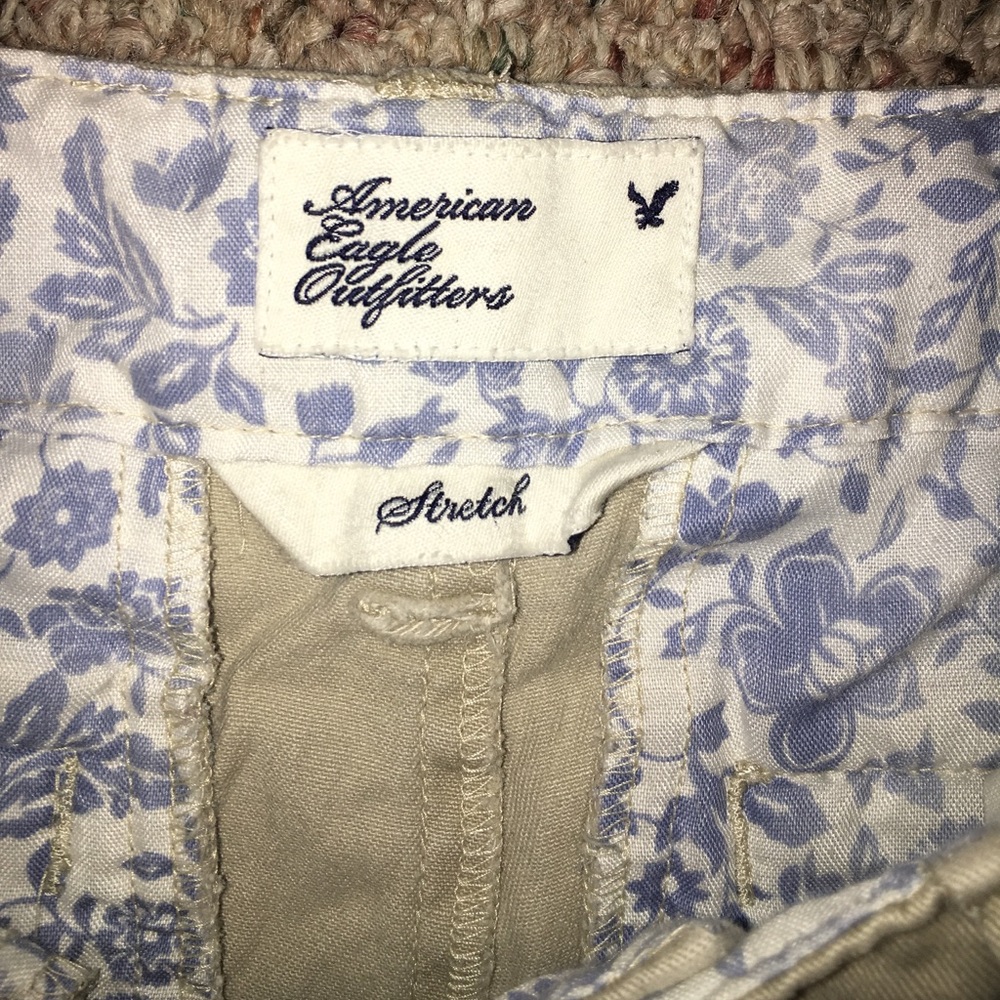 Shorts - Picture 2 of 4