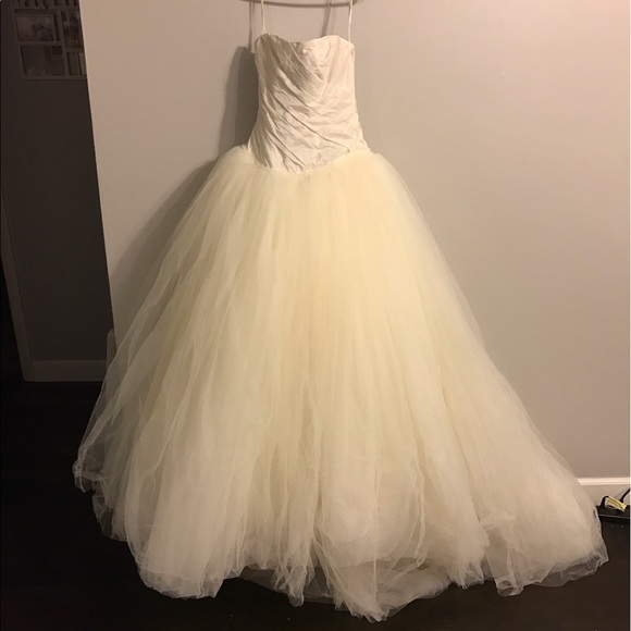 Wedding Dress - Picture 2 of 2