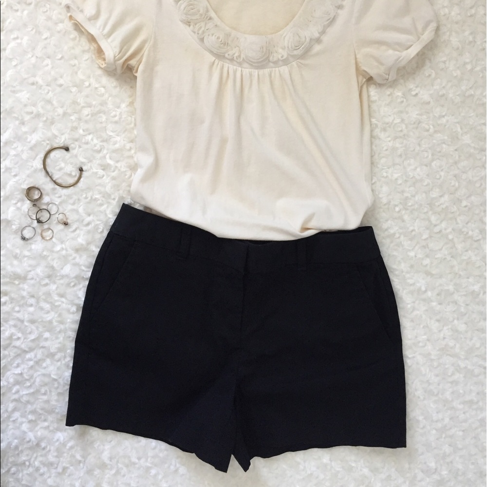 Ann Talyor LOFT Women Black Twill Woven Shorts