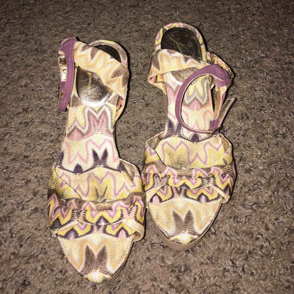 💯 Missoni Fabric/Cork Wedges - Picture 2 of 4