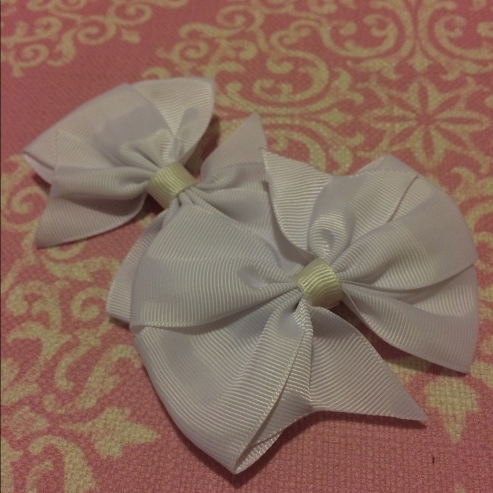 Beautiful Bow Clips!! - Picture 3 of 4