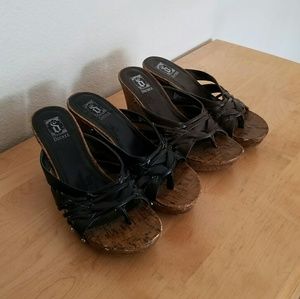 Two Pairs Decree Wedges