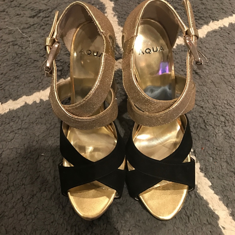 Barely earn gold and black heals by Aqua