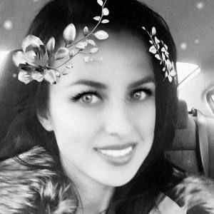 Meet your Posher, Yelena