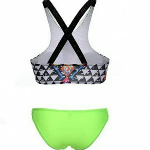 Sexy Swimsuit - Picture 3 of 5