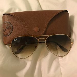 Brand New Ray Ban Aviator Classic