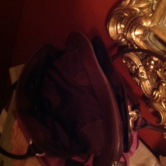 Light purple B Makowsky leather purse - Picture 4 of 4