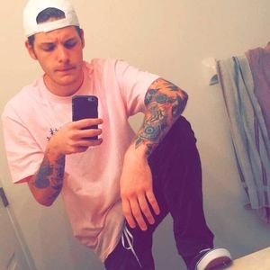 Meet your Posher, Cameron