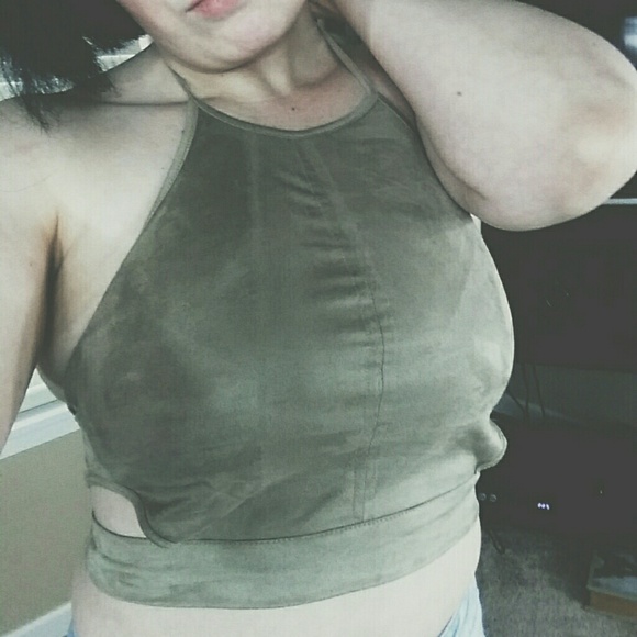 Tan Crop Top - Picture 4 of 4