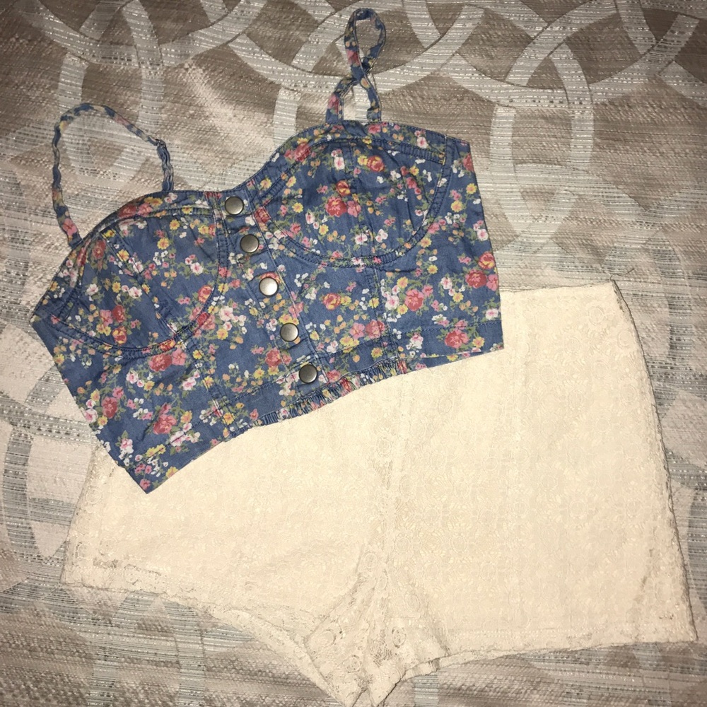 Forever 21 floral crop top