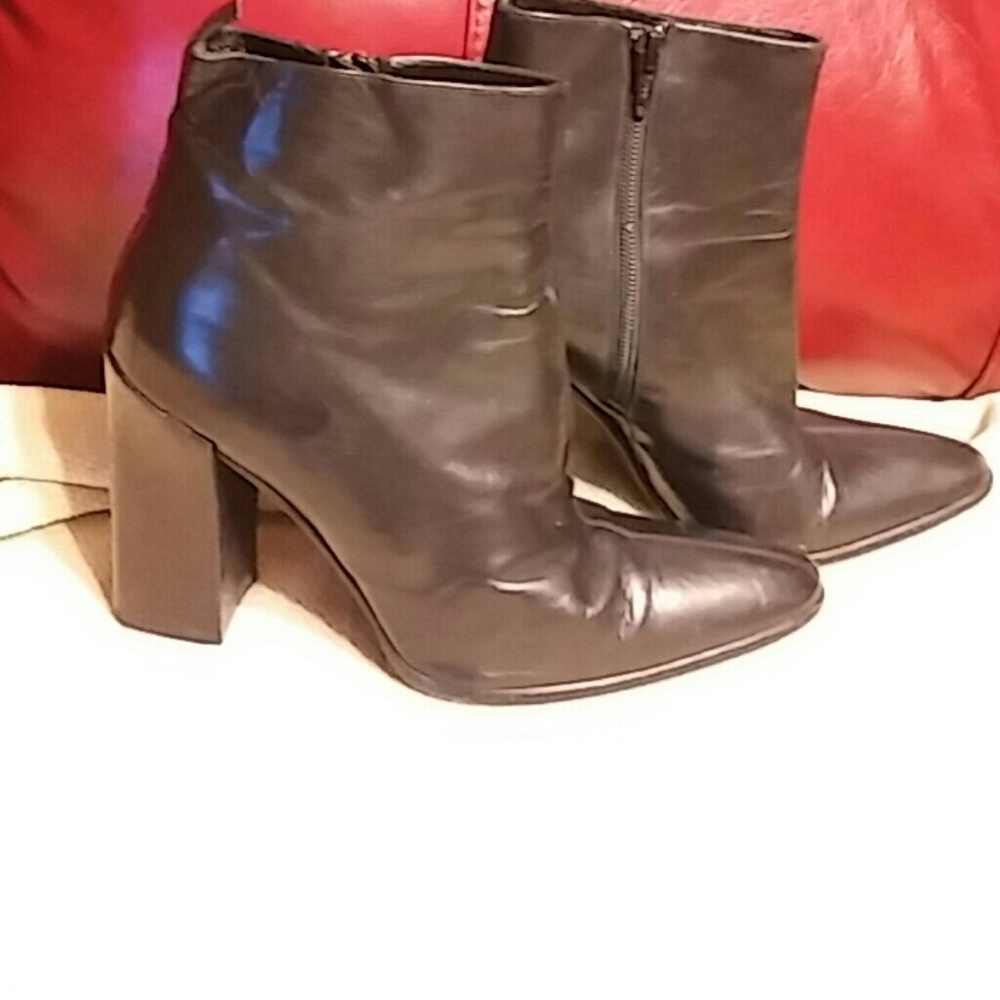 Ankle boots