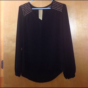 Black blouse w gold