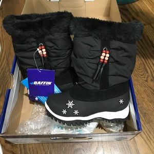 Baffin snow boots kids
