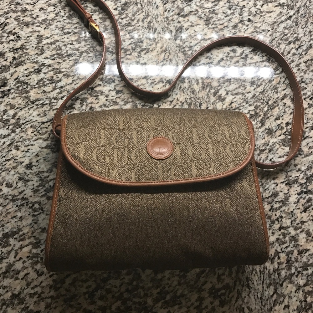 Gucci purse