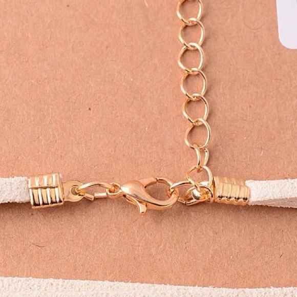 Ivory Choker Necklace - Picture 3 of 3