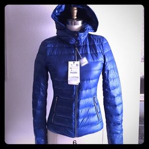 Zara light puffer jacket.  No tags worn once
