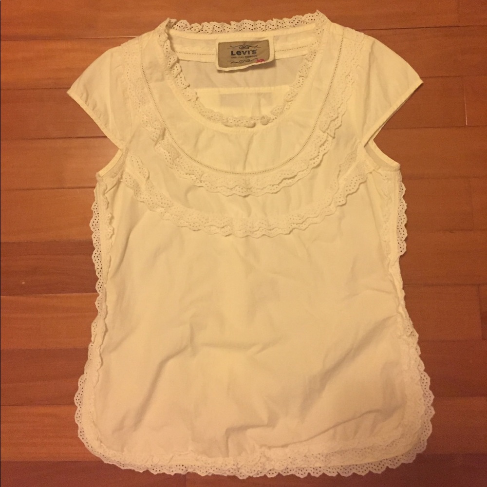 Levi's Cream Pillow Top with Back Bow Detail