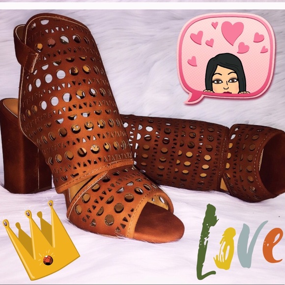 Shoes - 🎉🍯 New Cognac Booties