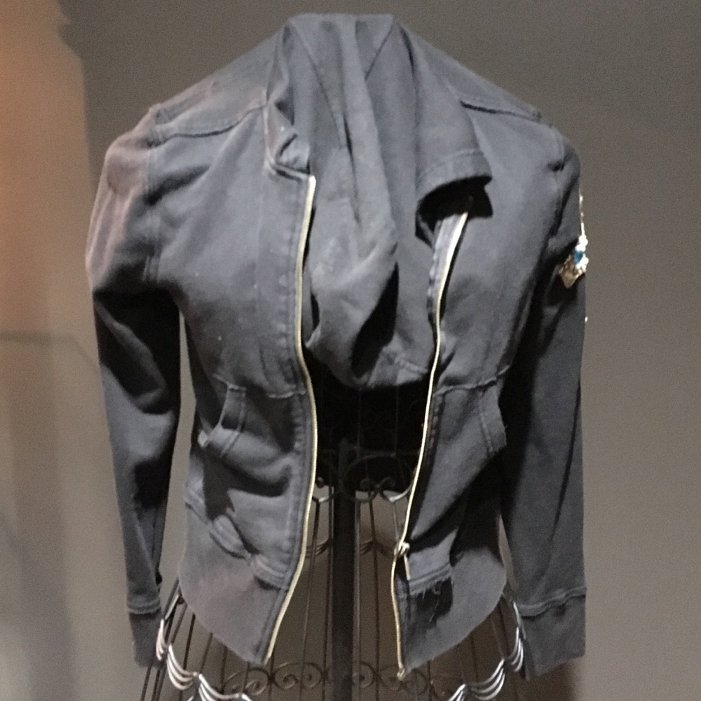 Jacket - Picture 2 of 3