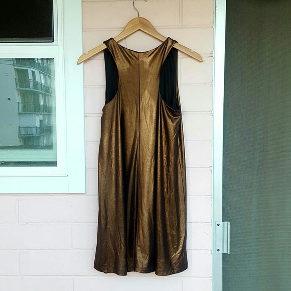 everly • racerback shift dress • N - Picture 3 of 6