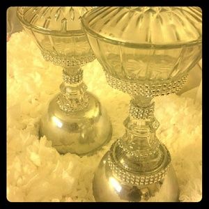 Bathroom accessories