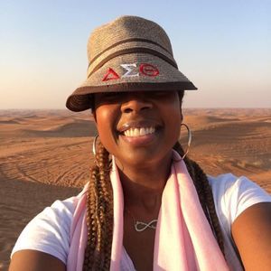 Meet your Posher, Veta