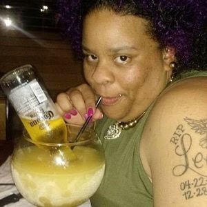 Meet your Posher, Lasondra