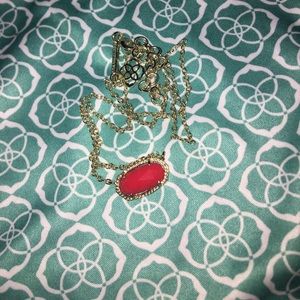 Kendra Scott necklace