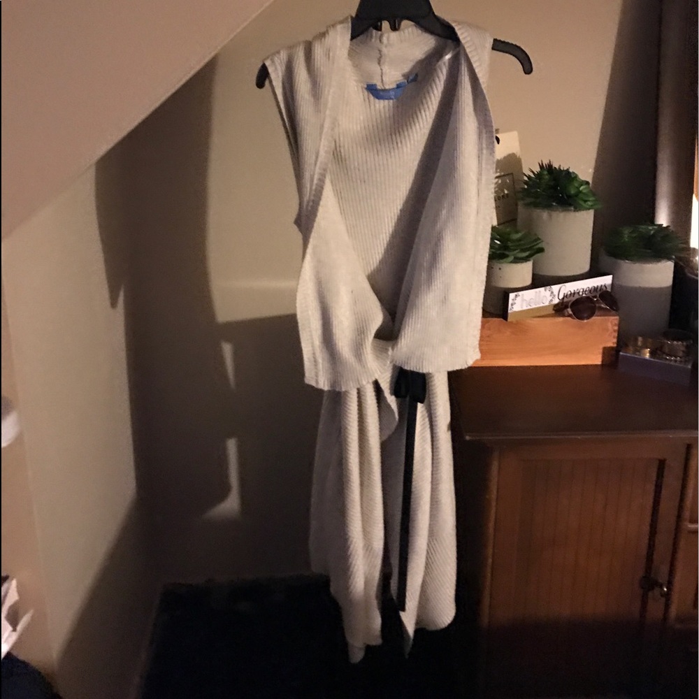Beautiful Sleeveless Sweater