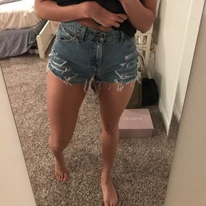 Levi's distressed Shorts