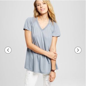 Knox Rose EUC shoulder cutout short sleeve top