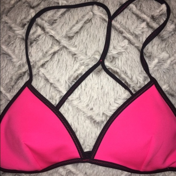 VS bikini top 💕 - Picture 1 of 3