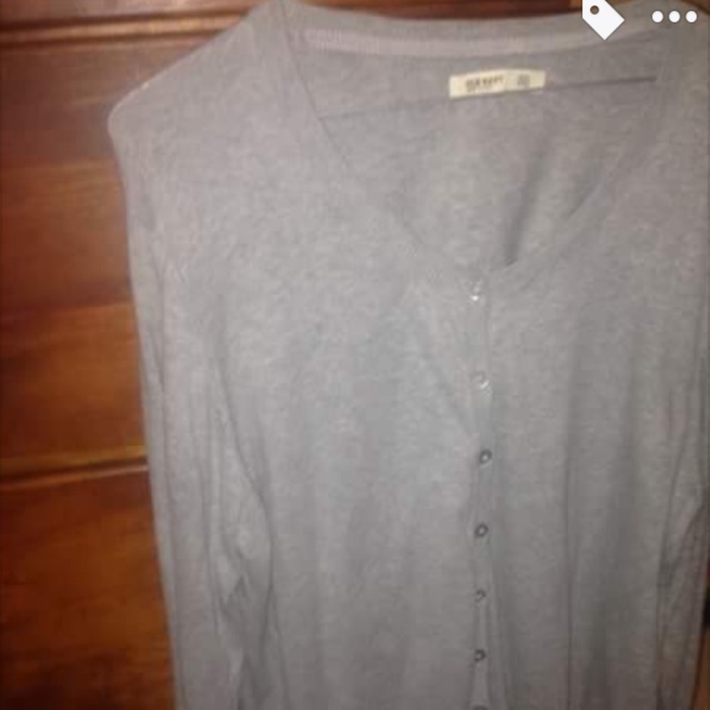 Old Navy sweater