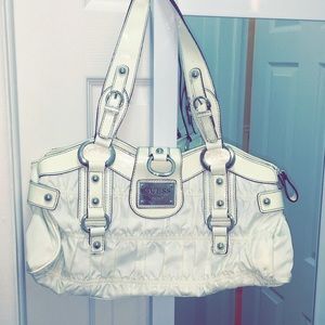GUESS PURSE
